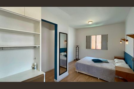 Casa à venda com 128m², 2 quartos e 1 vagaQuarto