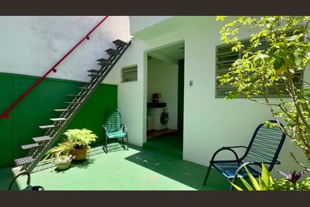 Casa à venda com 128m², 2 quartos e 1 vagaQuintal