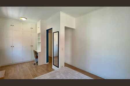 Casa à venda com 128m², 2 quartos e 1 vagaQuarto