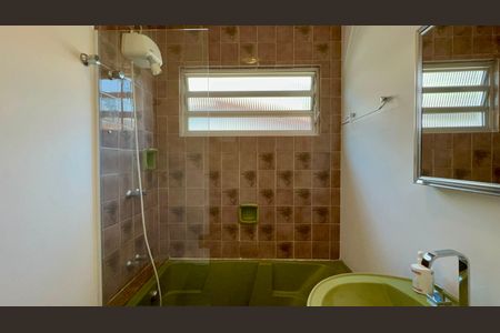 Casa à venda com 128m², 2 quartos e 1 vagaBanheiro da Suíte