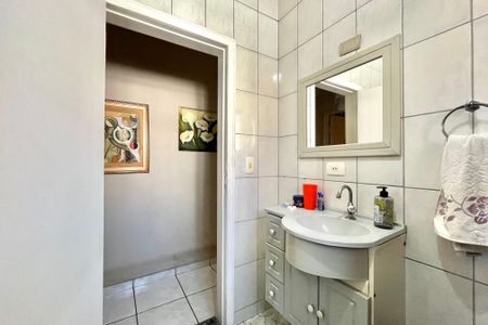Casa à venda com 80m², 3 quartos e 3 vagas Casa à venda com 80m², 3 quartos e 3 vagasBanheiro Corredor