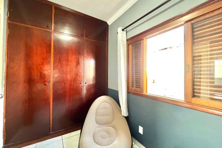 Casa à venda com 80m², 3 quartos e 3 vagas Casa à venda com 80m², 3 quartos e 3 vagasQuarto 2