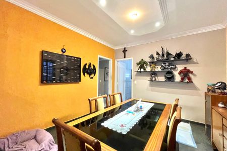 Casa à venda com 80m², 3 quartos e 3 vagas Casa à venda com 80m², 3 quartos e 3 vagasSala de Jantar