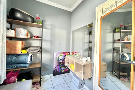 Casa à venda com 80m², 3 quartos e 3 vagas Casa à venda com 80m², 3 quartos e 3 vagasQuarto 2