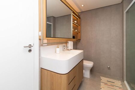 Casa de condomínio à venda com 214m², 3 quartos e 2 vagasBanheiro Social