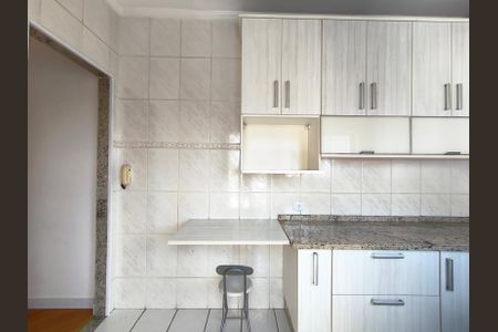 Apartamento à venda com 72m², 2 quartos e sem vagaCozinha