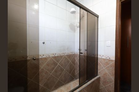 Casa à venda com 175m², 3 quartos e 3 vagasBanheiro