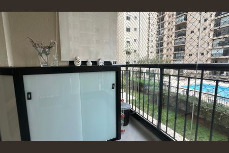 Apartamento à venda com 87m², 3 quartos e 2 vagasVaranda