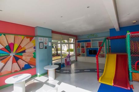 Apartamento à venda com 87m², 3 quartos e 2 vagasÁrea comum - Playground