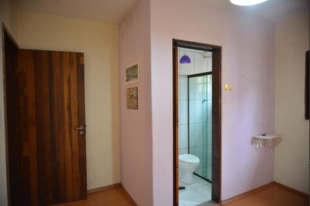 Casa à venda com 182m², 3 quartos e 2 vagasQuarto Suíte