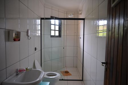 Casa à venda com 182m², 3 quartos e 2 vagasBanheiro Social