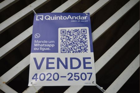 Casa à venda com 182m², 3 quartos e 2 vagasPlaca