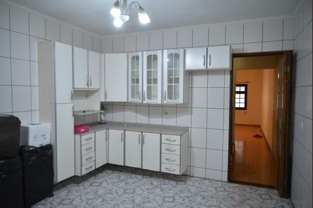 Casa à venda com 182m², 3 quartos e 2 vagasCozinha