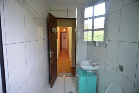 Casa à venda com 182m², 3 quartos e 2 vagasBanheiro Social