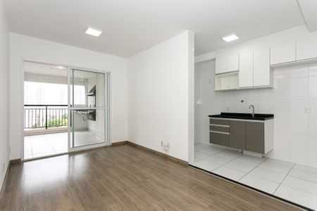 Sala de apartamento para alugar com 2 quartos, 70m² em Parque São Jorge, São Paulo