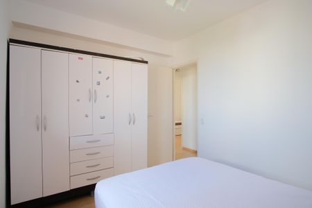 Apartamento para alugar com 92m², 3 quartos e 2 vagasQuarto 2