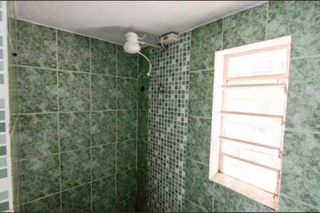 Banheiro de apartamento para alugar com 1 quarto, 33m² em São Cristóvão, Rio de Janeiro