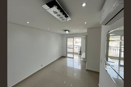 Sala de apartamento para alugar com 3 quartos, 66m² em Vila Santa Maria, São Paulo
