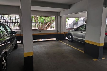 Apartamento para alugar com 57m², 1 quarto e 1 vaga Apartamento para alugar com 57m², 1 quarto e 1 vagaGaragem