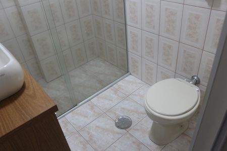 Banheiro Social de apartamento para alugar com 1 quarto, 57m² em Santo Antônio, São Caetano do Sul