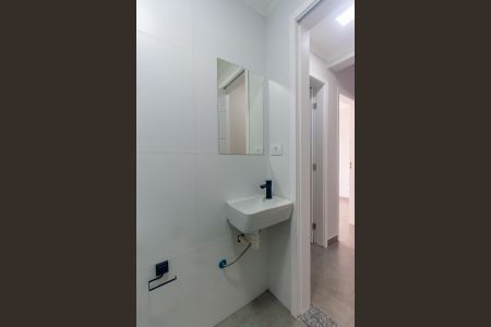 Apartamento para alugar com 57m², 2 quartos e sem vaga Apartamento para alugar com 57m², 2 quartos e sem vagaBanheiro