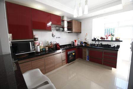 Apartamento à venda com 75m², 2 quartos e 1 vagaCozinha