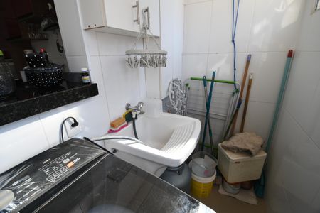 Apartamento à venda com 75m², 2 quartos e 1 vagaÁrea de Serviço