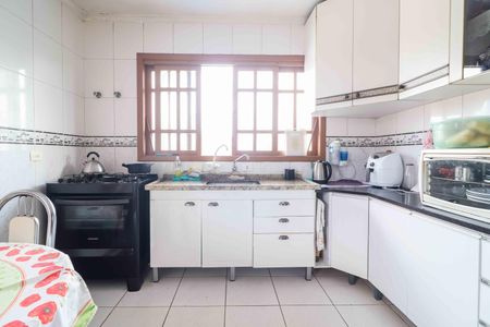 Casa à venda com 226m², 3 quartos e 5 vagas Casa à venda com 226m², 3 quartos e 5 vagasCozinha