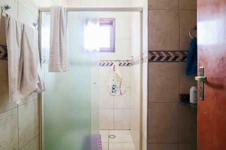 Casa à venda com 226m², 3 quartos e 5 vagas Casa à venda com 226m², 3 quartos e 5 vagasBanheiro