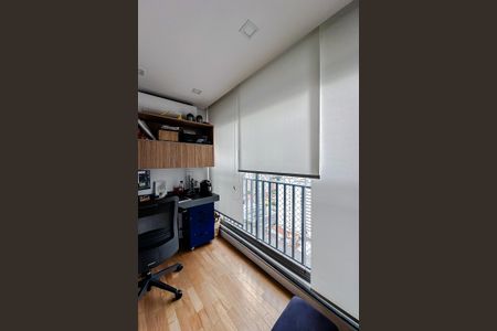 Apartamento à venda com 130m², 3 quartos e 2 vagas Apartamento à venda com 130m², 3 quartos e 2 vagasVaranda da Suíte 1