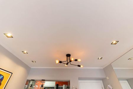 Apartamento à venda com 65m², 2 quartos e 1 vaga Apartamento à venda com 65m², 2 quartos e 1 vagaSala