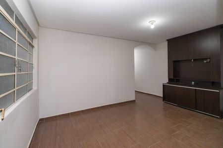 Sala de casa para alugar com 3 quartos, 200m² em Vila Virginia, São Paulo