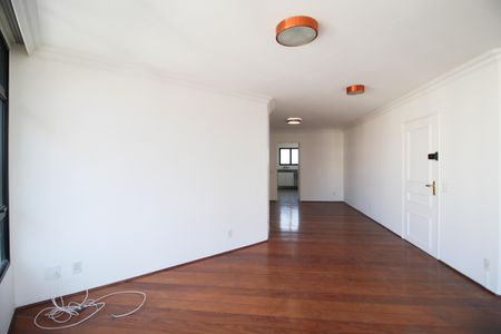 Apartamento à venda com 140m², 3 quartos e 3 vagasSala