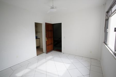Sala de apartamento para alugar com 3 quartos, 62m² em Pechincha, Rio de Janeiro