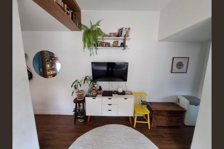 Sala de apartamento à venda com 1 quarto, 40m² em Laranjeiras, Rio de Janeiro