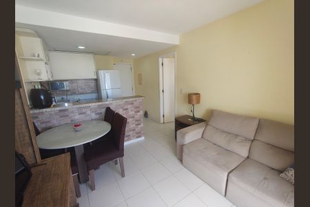 Sala de apartamento à venda com 1 quarto, 60m² em Jacarepaguá, Rio de Janeiro