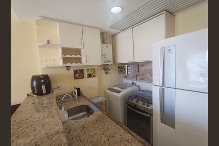Apartamento à venda com 60m², 1 quarto e 1 vaga Apartamento à venda com 60m², 1 quarto e 1 vagaCozinha