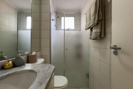 Apartamento à venda com 48m², 2 quartos e 1 vaga Apartamento à venda com 48m², 2 quartos e 1 vagaBanheiro Social