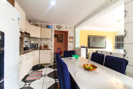 Casa à venda com 70m², 2 quartos e sem vaga Casa à venda com 70m², 2 quartos e sem vagacozinha