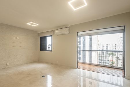 Sala de apartamento para alugar com 2 quartos, 90m² em Indianópolis, São Paulo