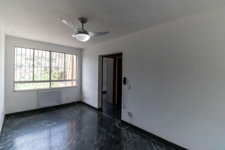 Sala de apartamento à venda com 2 quartos, 61m² em São Lourenço, Niterói