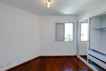 Apartamento para alugar com 81m², 3 quartos e 2 vagas Apartamento para alugar com 81m², 3 quartos e 2 vagasSuíte