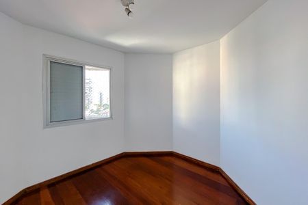 Apartamento para alugar com 81m², 3 quartos e 2 vagas Apartamento para alugar com 81m², 3 quartos e 2 vagasQuarto 2