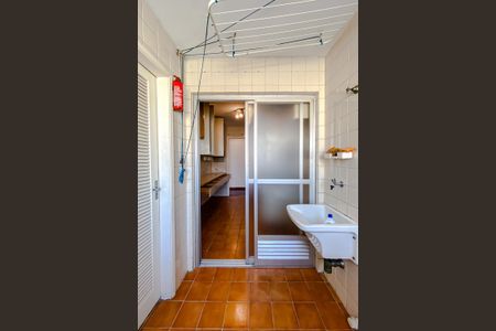 Apartamento para alugar com 81m², 3 quartos e 2 vagas Apartamento para alugar com 81m², 3 quartos e 2 vagasÁrea de Serviço