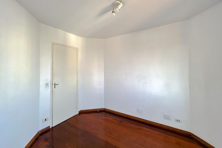 Apartamento para alugar com 81m², 3 quartos e 2 vagas Apartamento para alugar com 81m², 3 quartos e 2 vagasQuarto 2
