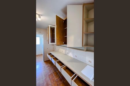 Apartamento para alugar com 81m², 3 quartos e 2 vagas Apartamento para alugar com 81m², 3 quartos e 2 vagasCozinha