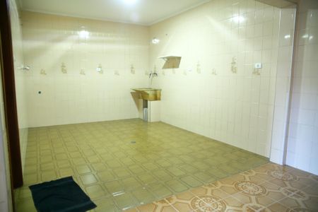 Casa à venda com 179m², 3 quartos e 2 vagasÁrea de Serviço