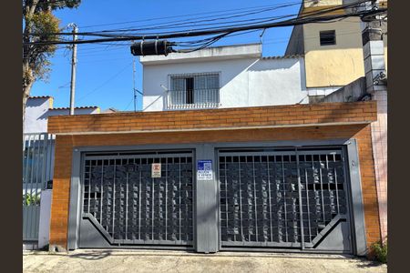 Casa à venda com 179m², 3 quartos e 2 vagasFachada