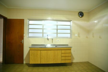 Casa à venda com 179m², 3 quartos e 2 vagasCozinha