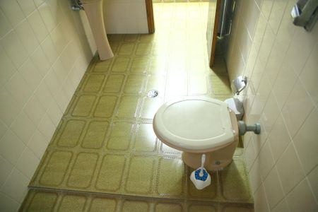 Casa à venda com 179m², 3 quartos e 2 vagasBanheiro 2